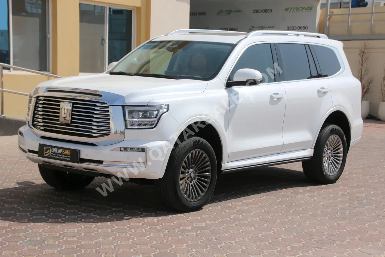 GWM  Tank  500  2025  Automatic  25,700 Km  6 Cylinder  Four Wheel Drive (4WD)  SUV  White  With Warranty