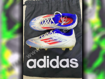 Sports Shoes Adidas /  Football  for Unisex  size 40