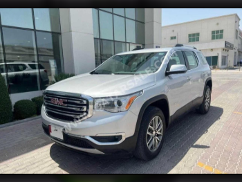 GMC  Acadia  SLE  2018  Automatic  120,000 Km  6 Cylinder  Four Wheel Drive (4WD)  SUV  Silver