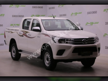 Toyota  Hilux  2025  Automatic  0 Km  4 Cylinder  Four Wheel Drive (4WD)  Pick Up  White  With Warranty