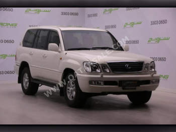 Lexus  LX  470  2001  Automatic  146,000 Km  8 Cylinder  Four Wheel Drive (4WD)  SUV  White