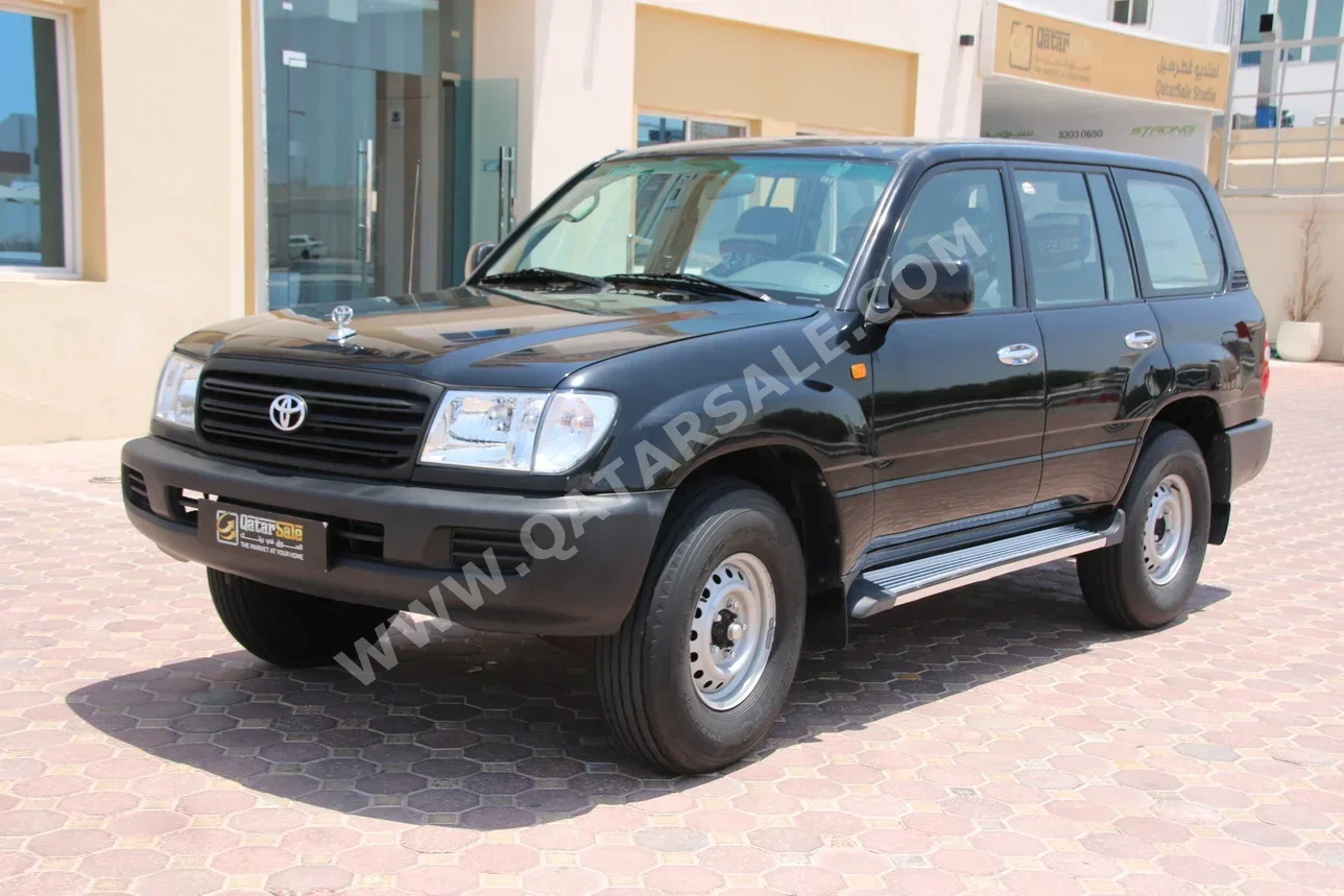 تويوتا  لاند كروزر  جي  2006  عادي  164,000 كم  6 سلندر  دفع رباعي  اس يو في  أسود