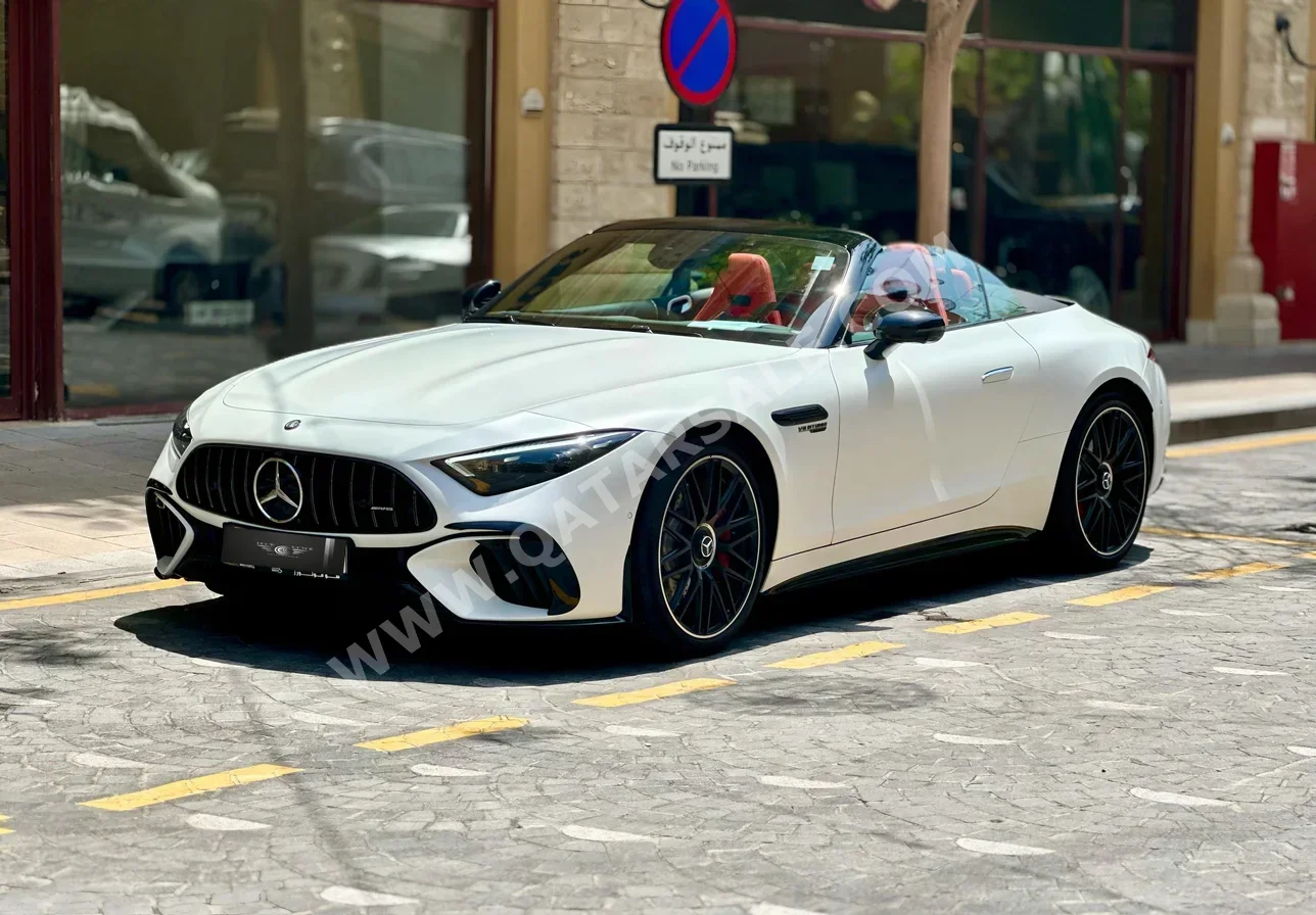 مرسيدس - بنز  اس ال  55 AMG  2023  اوتوماتيك  1,000 كم  6 سلندر  سحب امامي  كشف  أبيض مطفي  تحت الضمان