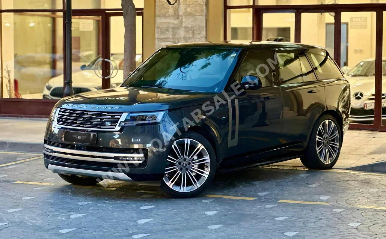 Land Rover  Range Rover  Vogue HSE  2024  Automatic  20,000 Km  6 Cylinder  Four Wheel Drive (4WD)  SUV  Gray  With Warranty
