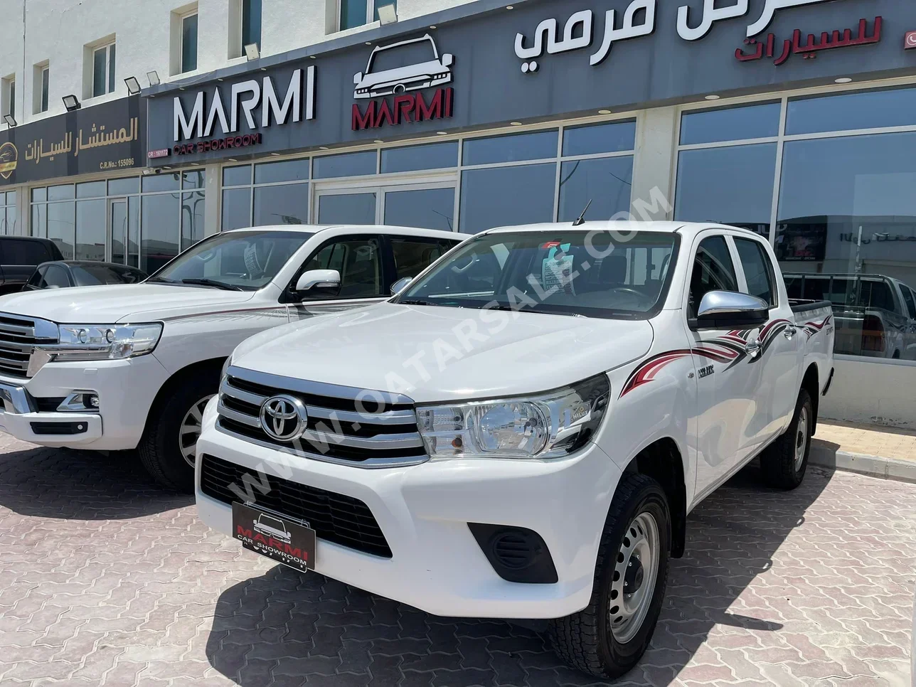 Toyota  Hilux  2022  Automatic  181,000 Km  4 Cylinder  Four Wheel Drive (4WD)  Pick Up  White