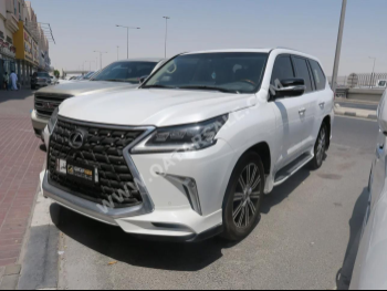 Lexus  LX  570  2017  Automatic  155,000 Km  8 Cylinder  Four Wheel Drive (4WD)  SUV  White