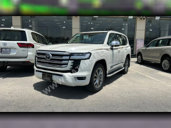 Toyota  Land Cruiser  VX Twin Turbo  2025  Automatic  0 Km  6 Cylinder  Four Wheel Drive (4WD)  SUV  White  With Warranty