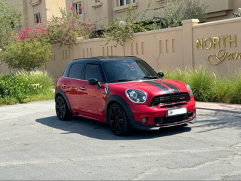 ميني  كوبر  كاونتري مان جي سي دبليو  2014  عادي  140,000 كم  4 سلندر  دفع كلي مستمر  هاتشباك  أحمر