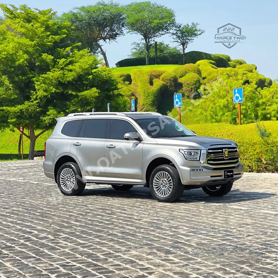 GWM  Tank  500  2025  Automatic  7,700 Km  6 Cylinder  Four Wheel Drive (4WD)  SUV  Silver  With Warranty