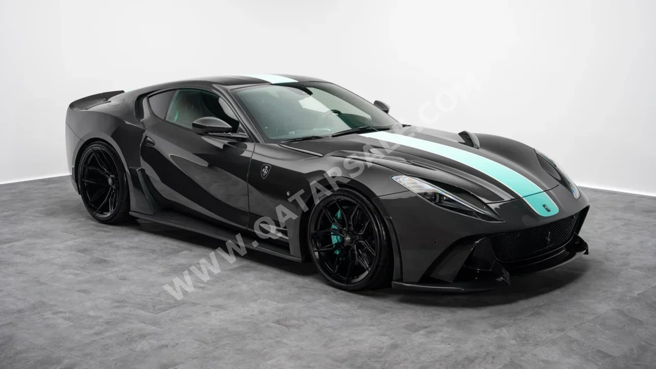 Ferrari  812  Superfast  2020  Automatic  267 Km  12 Cylinder  Rear Wheel Drive (RWD)  Coupe / Sport  Black
