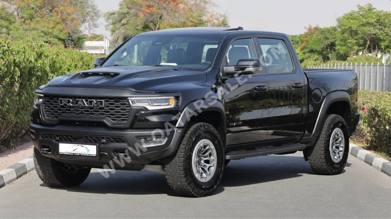 Dodge  Ram  1500 RHO  2025  Automatic  0 Km  6 Cylinder  Four Wheel Drive (4WD)  Pick Up  Black  With Warranty
