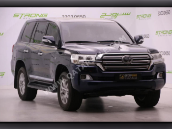 Toyota  Land Cruiser  VXR  2016  Automatic  270,000 Km  8 Cylinder  Four Wheel Drive (4WD)  SUV  Dark Blue