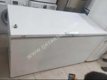 مجمدات وايت-ويستينج هاوس  أبيض  مع التسليم  مع التركيب \  401-450 لتر  جانبي