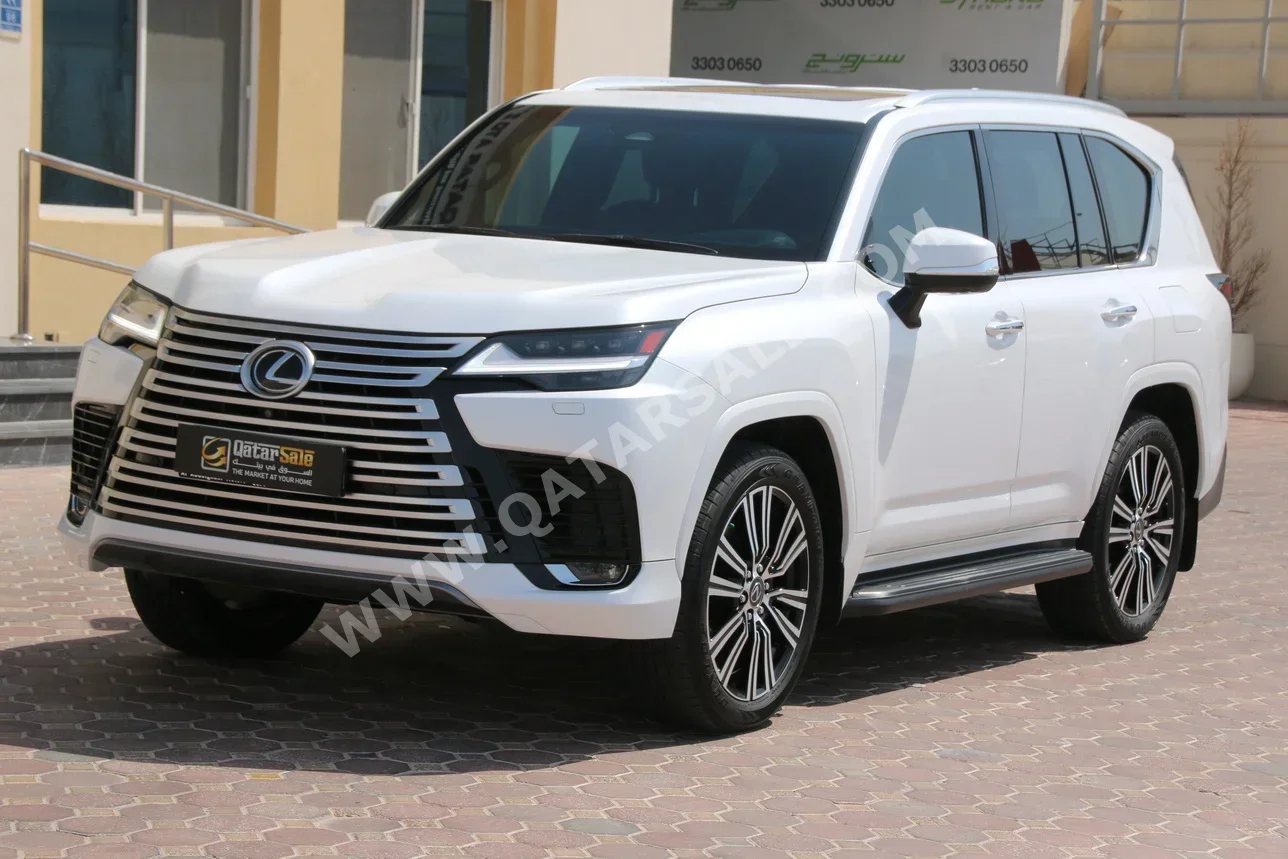 Lexus  LX  600 Luxury  2025  Automatic  7,000 Km  6 Cylinder  Four Wheel Drive (4WD)  SUV  White  With Warranty