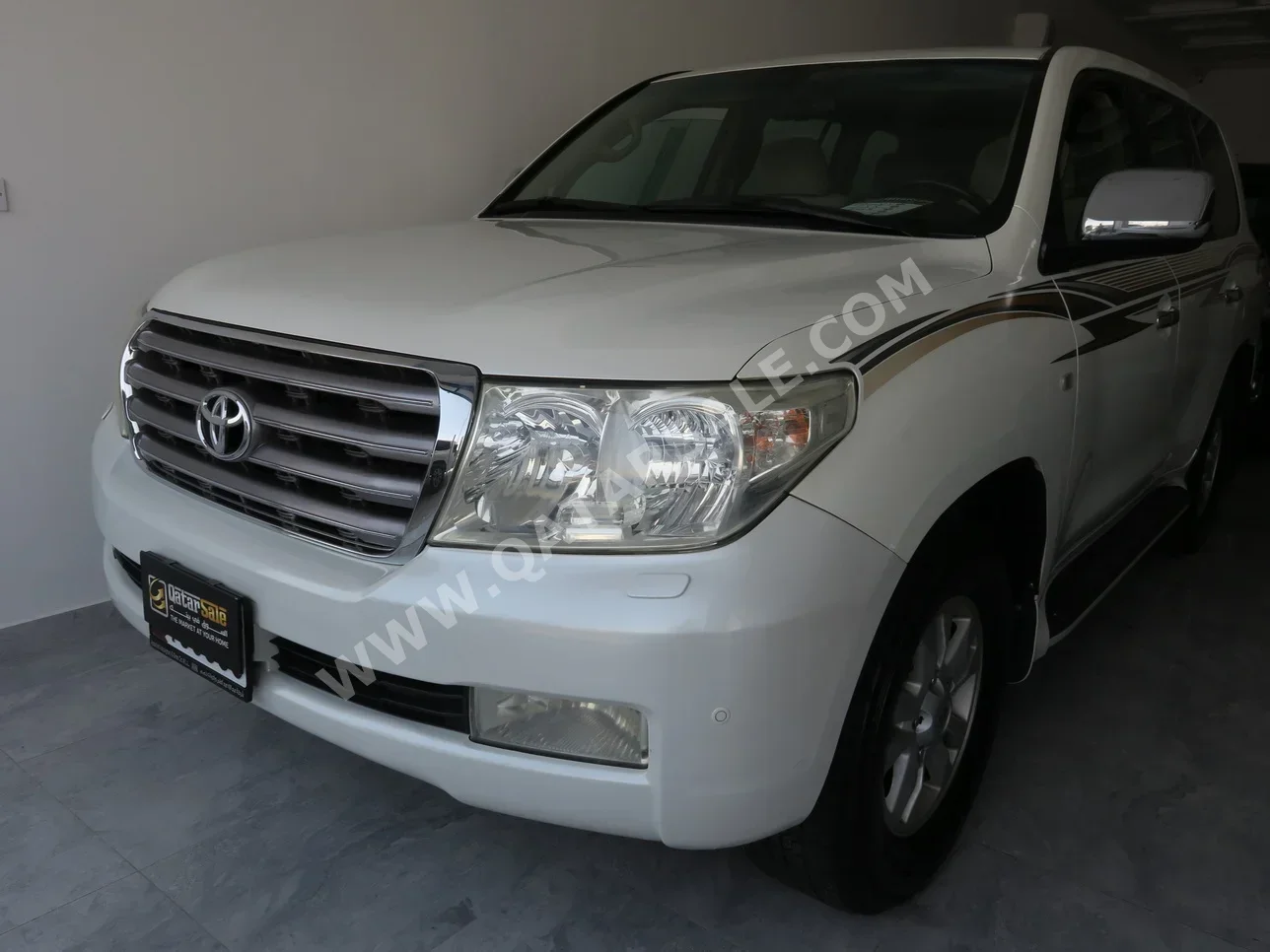 Toyota  Land Cruiser  VXR  2009  Automatic  150,000 Km  8 Cylinder  Four Wheel Drive (4WD)  SUV  White