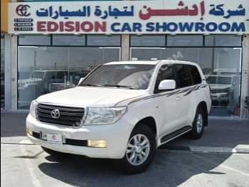 Toyota  Land Cruiser  GX  2008  Automatic  360,000 Km  6 Cylinder  Four Wheel Drive (4WD)  SUV  White
