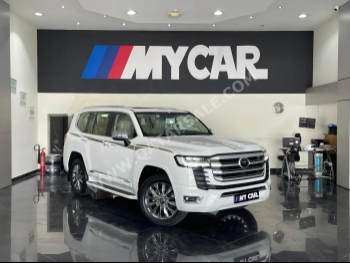 Toyota  Land Cruiser  VXR Twin Turbo  2024  Automatic  56,000 Km  6 Cylinder  Four Wheel Drive (4WD)  SUV  White  With Warranty