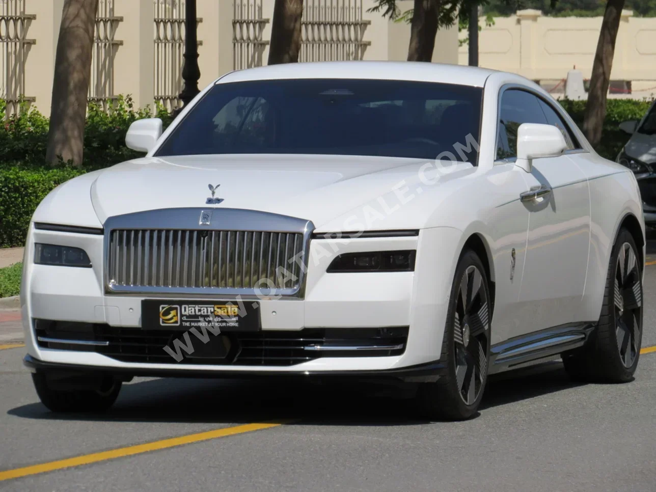 Rolls-Royce  Spectre  2024  Automatic  250 Km  0 Cylinder  All Wheel Drive (AWD)  Coupe / Sport  White  With Warranty