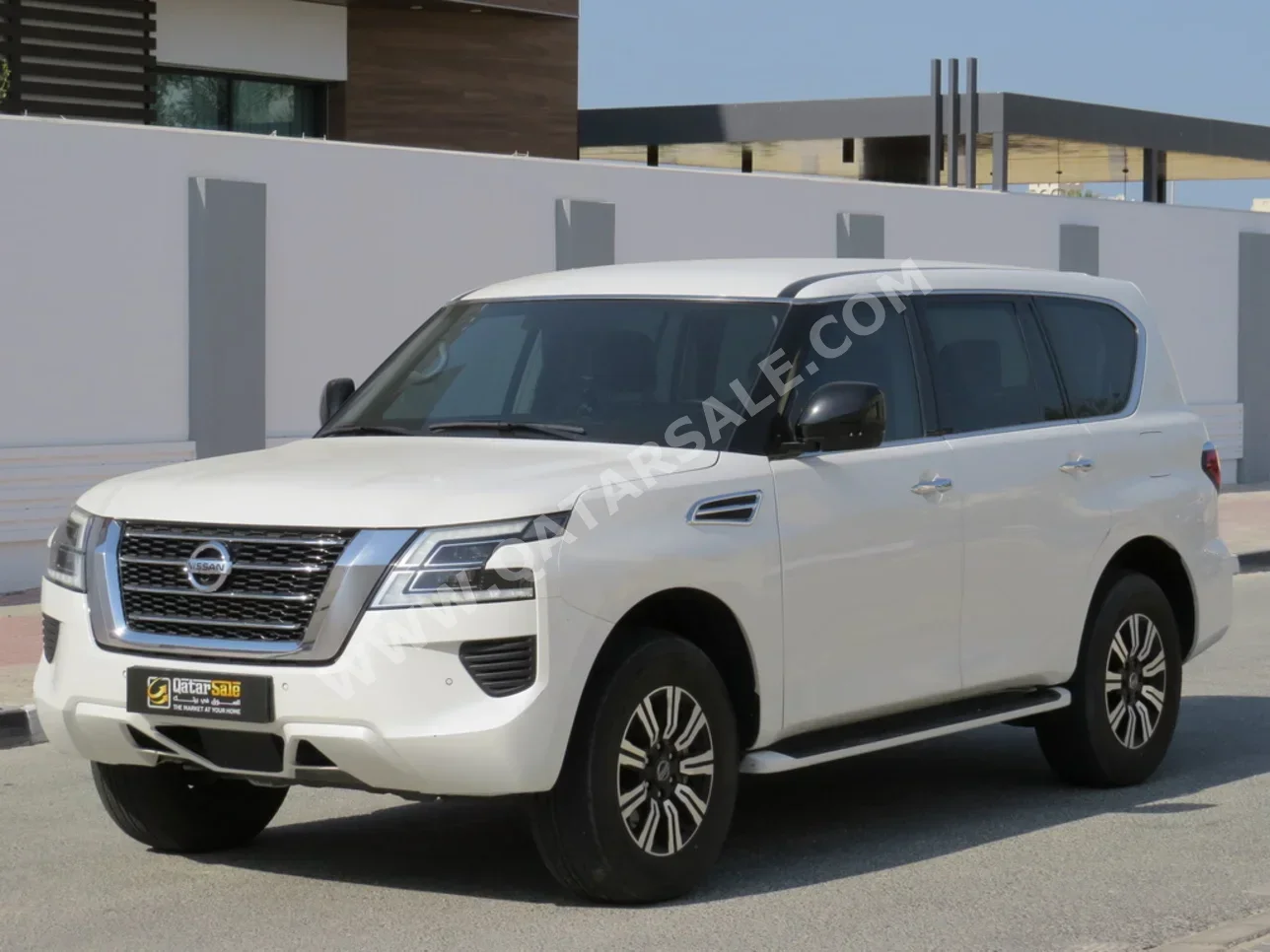 Nissan  Patrol  XE  2020  Automatic  77,000 Km  6 Cylinder  Four Wheel Drive (4WD)  SUV  White