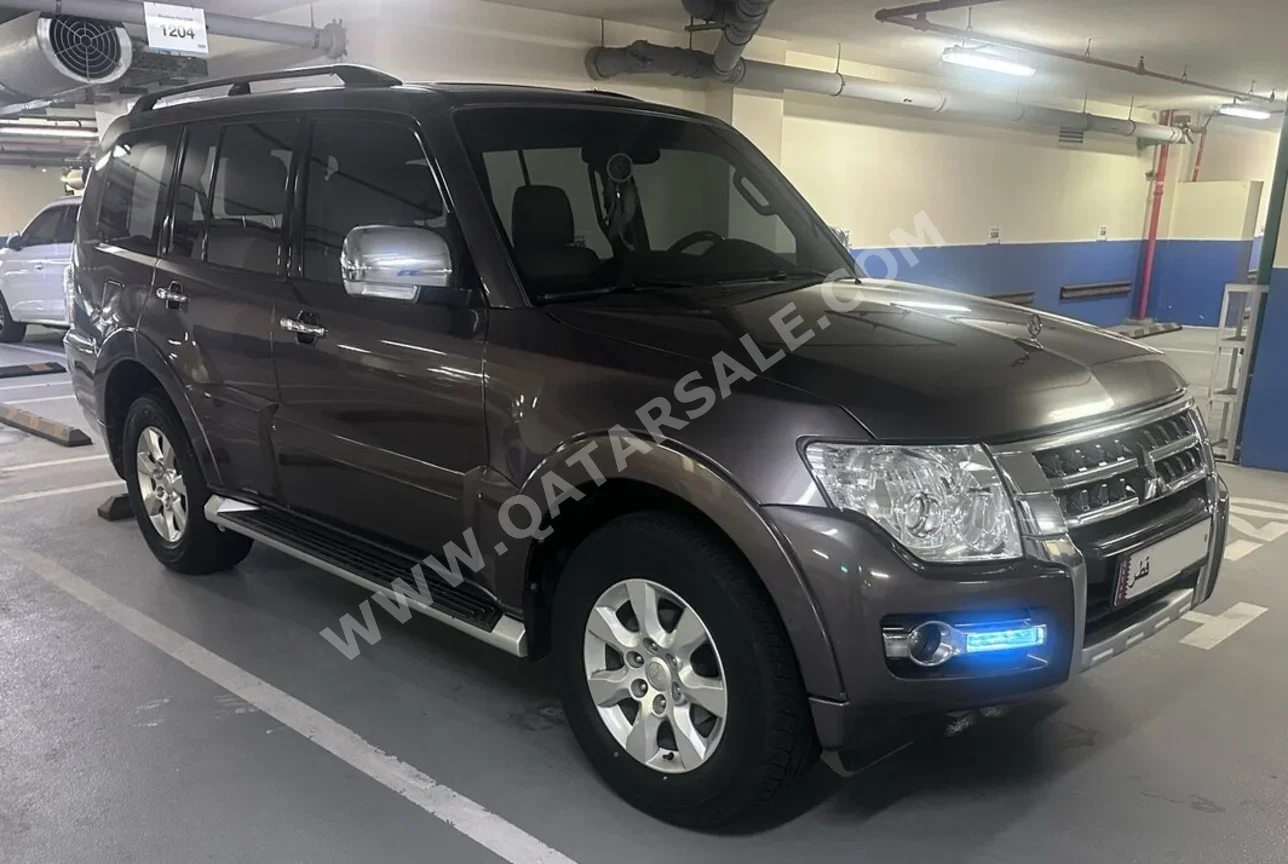 Mitsubishi  Pajero  GLS  2015  Automatic  242,000 Km  6 Cylinder  Four Wheel Drive (4WD)  SUV  Brown