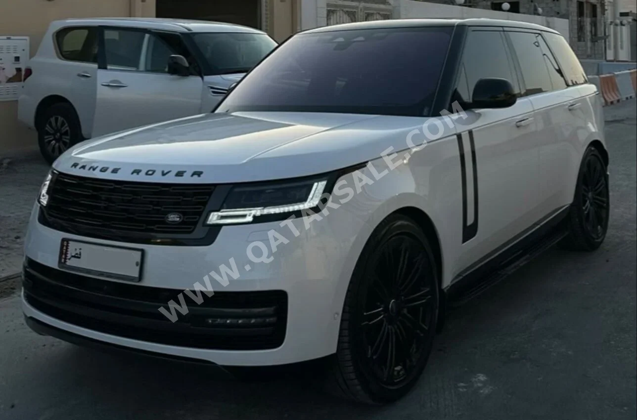 Land Rover  Range Rover  Vogue HSE  2023  Automatic  38,500 Km  6 Cylinder  Four Wheel Drive (4WD)  SUV  White  With Warranty