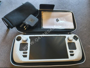 Video Games Consoles - Valve  - Steam Deck  - 1 TB  -Included Controllers: No Controllers Included