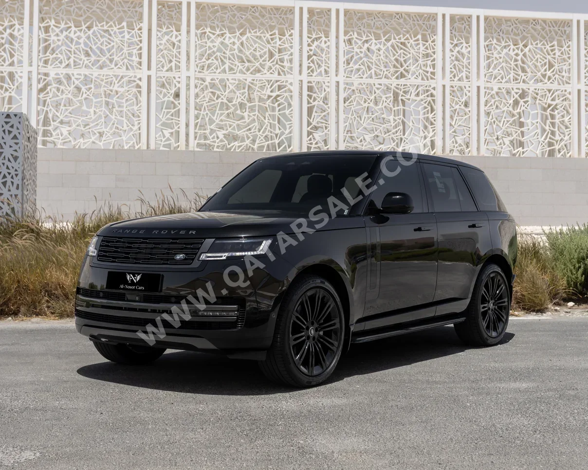 Land Rover  Range Rover  Vogue SE  2025  Automatic  9,000 Km  6 Cylinder  Four Wheel Drive (4WD)  SUV  Black  With Warranty