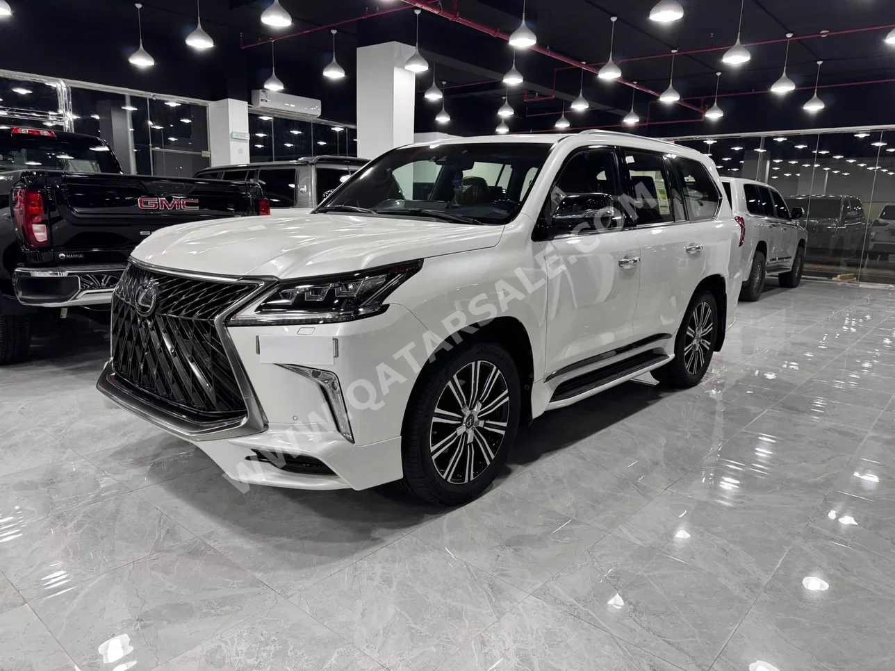 Lexus  LX  570 S  2018  Automatic  35,000 Km  8 Cylinder  Four Wheel Drive (4WD)  SUV  White