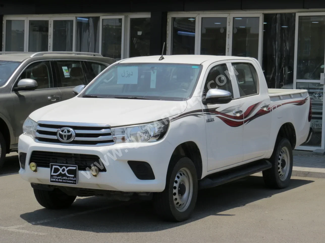 Toyota  Hilux  2020  Automatic  132,000 Km  4 Cylinder  Four Wheel Drive (4WD)  Pick Up  White  With Warranty