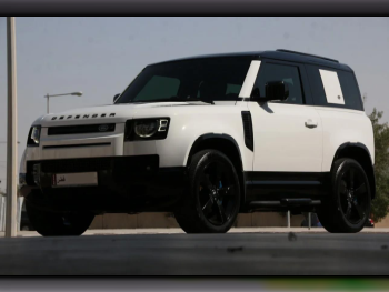Land Rover  Defender  90 HSE  2022  Automatic  32,000 Km  6 Cylinder  Four Wheel Drive (4WD)  SUV  White  With Warranty