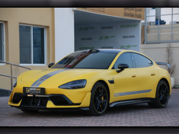 Xiaomi  SU7  Ultra  2025  Automatic  1,200 Km  0 Cylinder  All Wheel Drive (AWD)  Sedan  Yellow  With Warranty