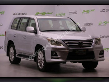 Lexus  LX  570  2008  Automatic  519,000 Km  8 Cylinder  Four Wheel Drive (4WD)  SUV  Silver