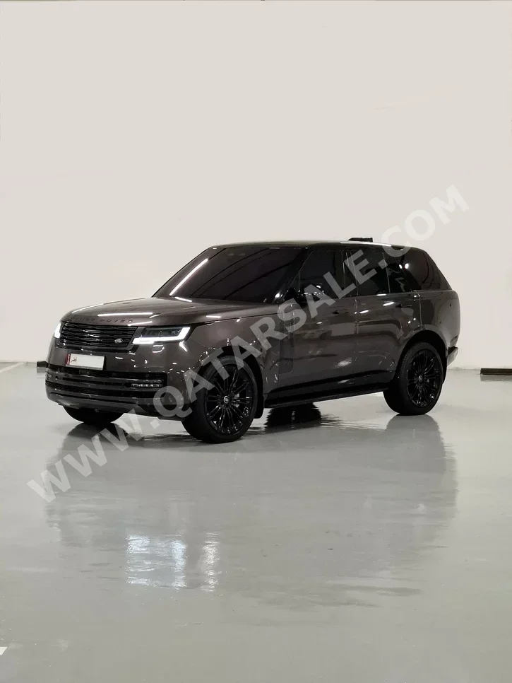 Land Rover  Range Rover  Vogue HSE  2023  Automatic  9,000 Km  8 Cylinder  Four Wheel Drive (4WD)  SUV  Gray  With Warranty