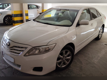Toyota  Camry  GL  2010  Automatic  483,000 Km  4 Cylinder  Front Wheel Drive (FWD)  Sedan  White