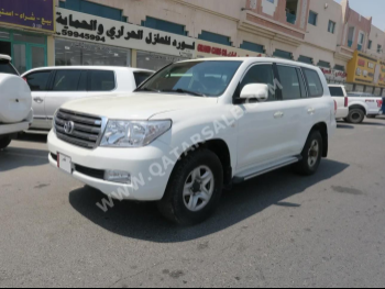 Toyota  Land Cruiser  G Limited  2010  Automatic  388,000 Km  6 Cylinder  Four Wheel Drive (4WD)  SUV  White
