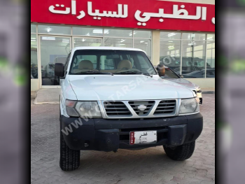 نيسان  باترول  سفاري  1999  عادي  483,000 كم  6 سلندر  دفع رباعي  اس يو في  أبيض