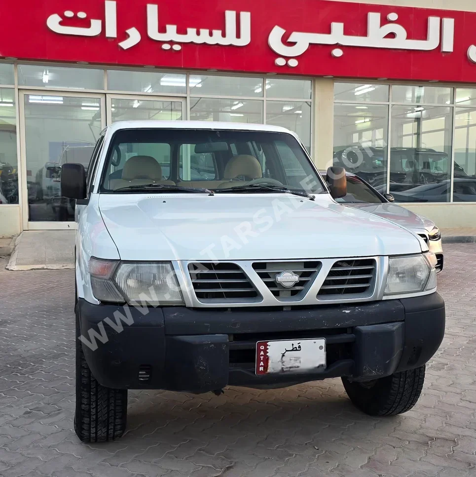 Nissan  Patrol  Safari  1999  Manual  483,000 Km  6 Cylinder  Four Wheel Drive (4WD)  SUV  White