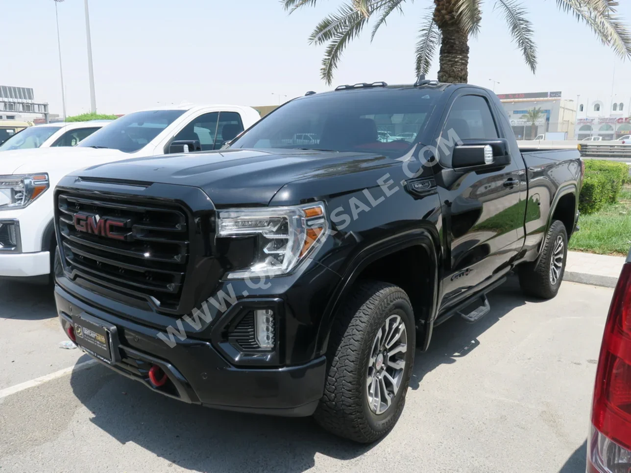 GMC  Sierra  AT4  2021  Automatic  96,000 Km  8 Cylinder  Four Wheel Drive (4WD)  Pick Up  Black