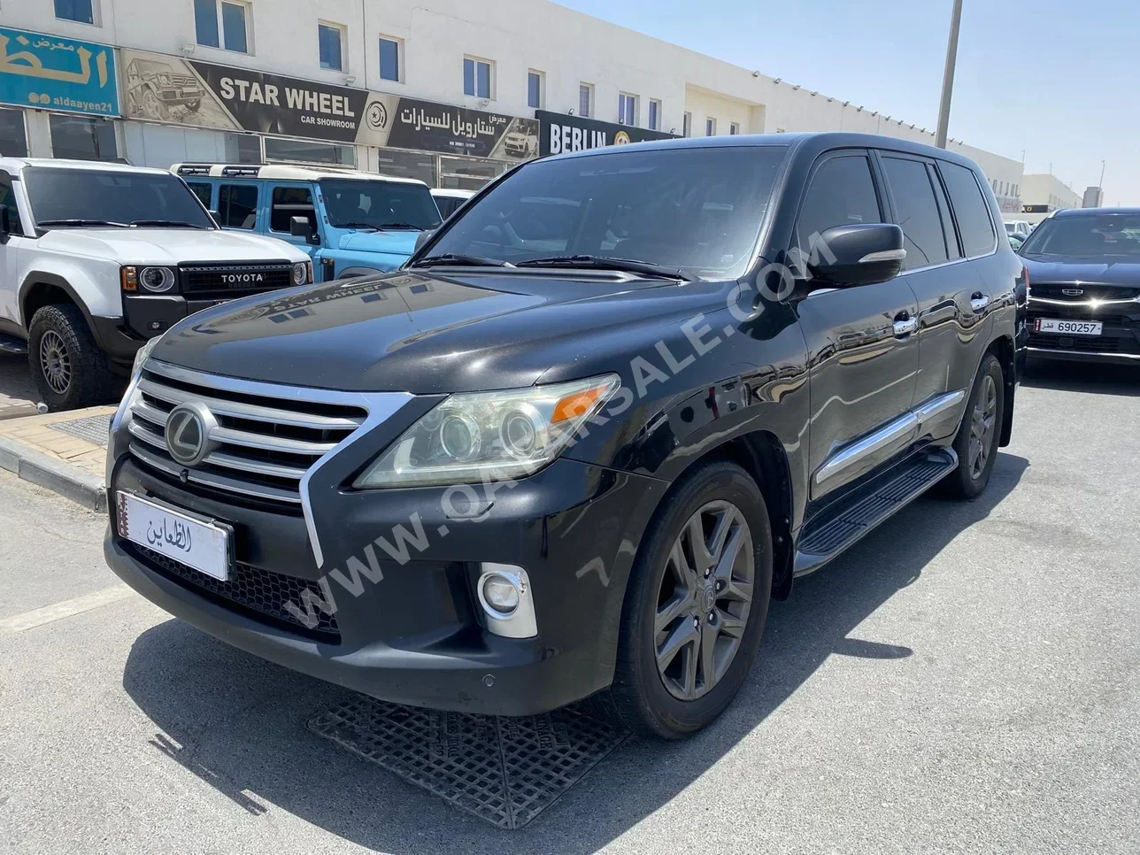 Lexus  LX  570  2012  Automatic  398,000 Km  8 Cylinder  Four Wheel Drive (4WD)  SUV  Black
