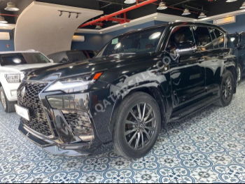 Lexus  LX  570  2024  Automatic  53,000 Km  8 Cylinder  Four Wheel Drive (4WD)  SUV  Black  With Warranty