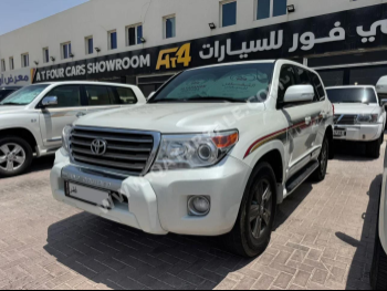 Toyota  Land Cruiser  GXR  2012  Automatic  237,000 Km  6 Cylinder  Four Wheel Drive (4WD)  SUV  White