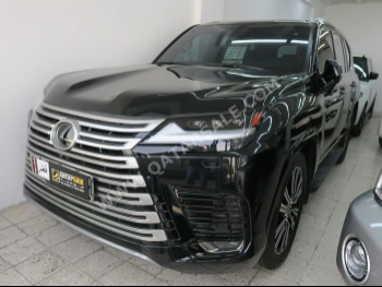 Lexus  LX  600 Luxury  2024  Automatic  22,000 Km  8 Cylinder  Four Wheel Drive (4WD)  SUV  Black  With Warranty