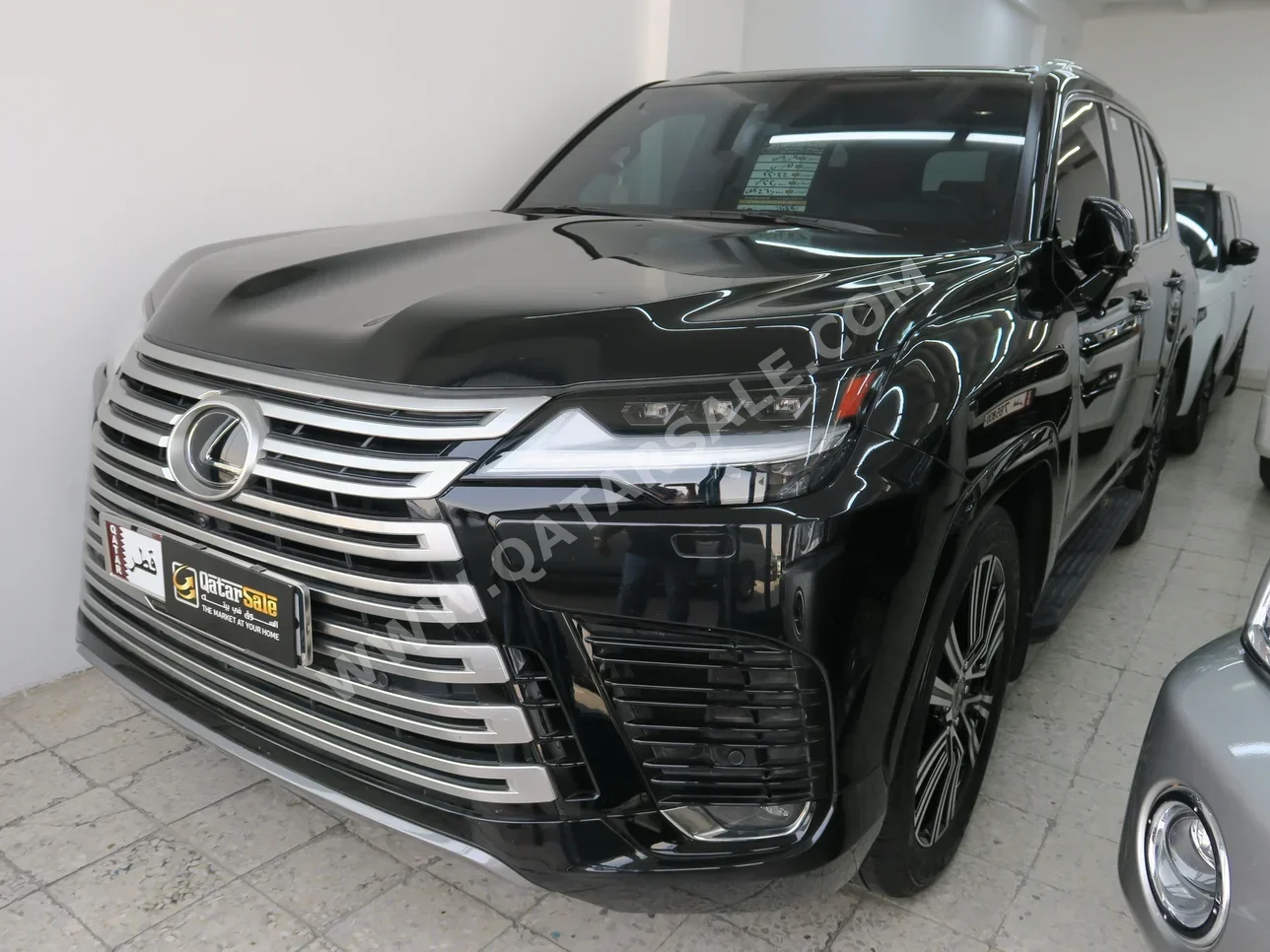 Lexus  LX  600 Luxury  2024  Automatic  22,000 Km  8 Cylinder  Four Wheel Drive (4WD)  SUV  Black  With Warranty