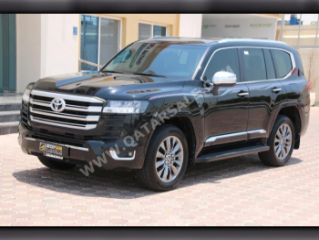 Toyota  Land Cruiser  GXR Twin Turbo  2024  Automatic  24,000 Km  6 Cylinder  Four Wheel Drive (4WD)  SUV  Black  With Warranty