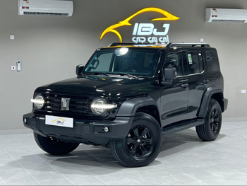 جي دبليو ام  تانك  300  2025  اوتوماتيك  10,000 كم  4 سلندر  دفع رباعي  اس يو في  أسود  تحت الضمان