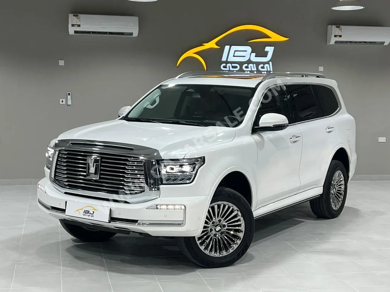 GWM  Tank  500  2025  Automatic  26,000 Km  6 Cylinder  Four Wheel Drive (4WD)  SUV  White  With Warranty
