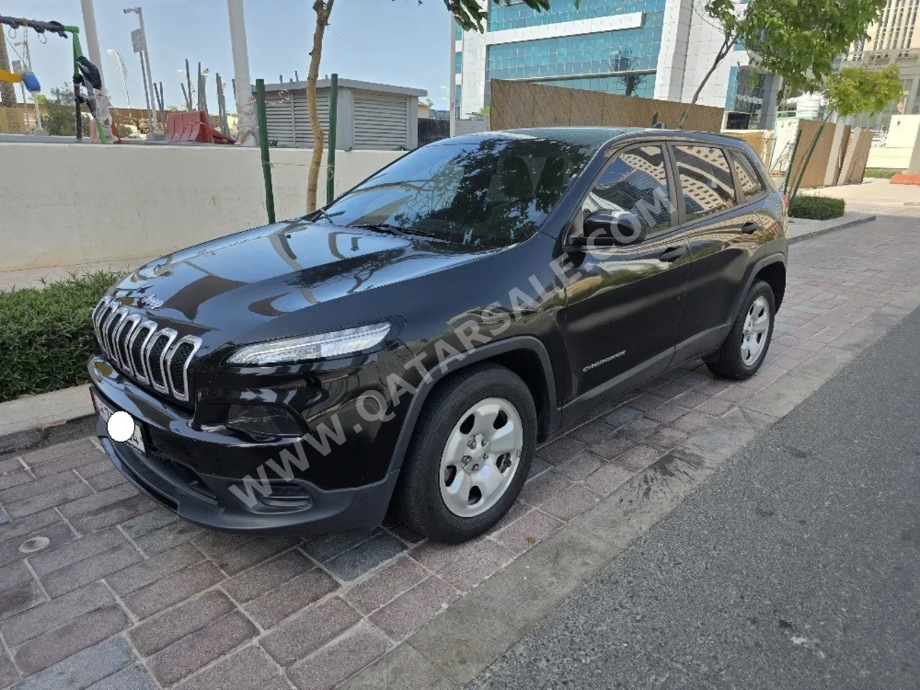 Jeep  Cherokee  2016  Automatic  72,000 Km  4 Cylinder  Four Wheel Drive (4WD)  SUV  Black