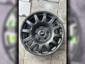 Wheel Rims Nissan /  17''  4  6