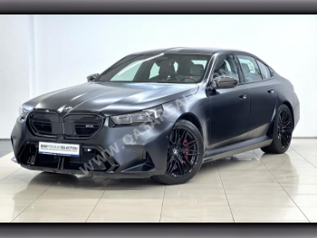 BMW  M-Series  5  2025  Automatic  2,300 Km  8 Cylinder  All Wheel Drive (AWD)  Sedan  Black Matte  With Warranty