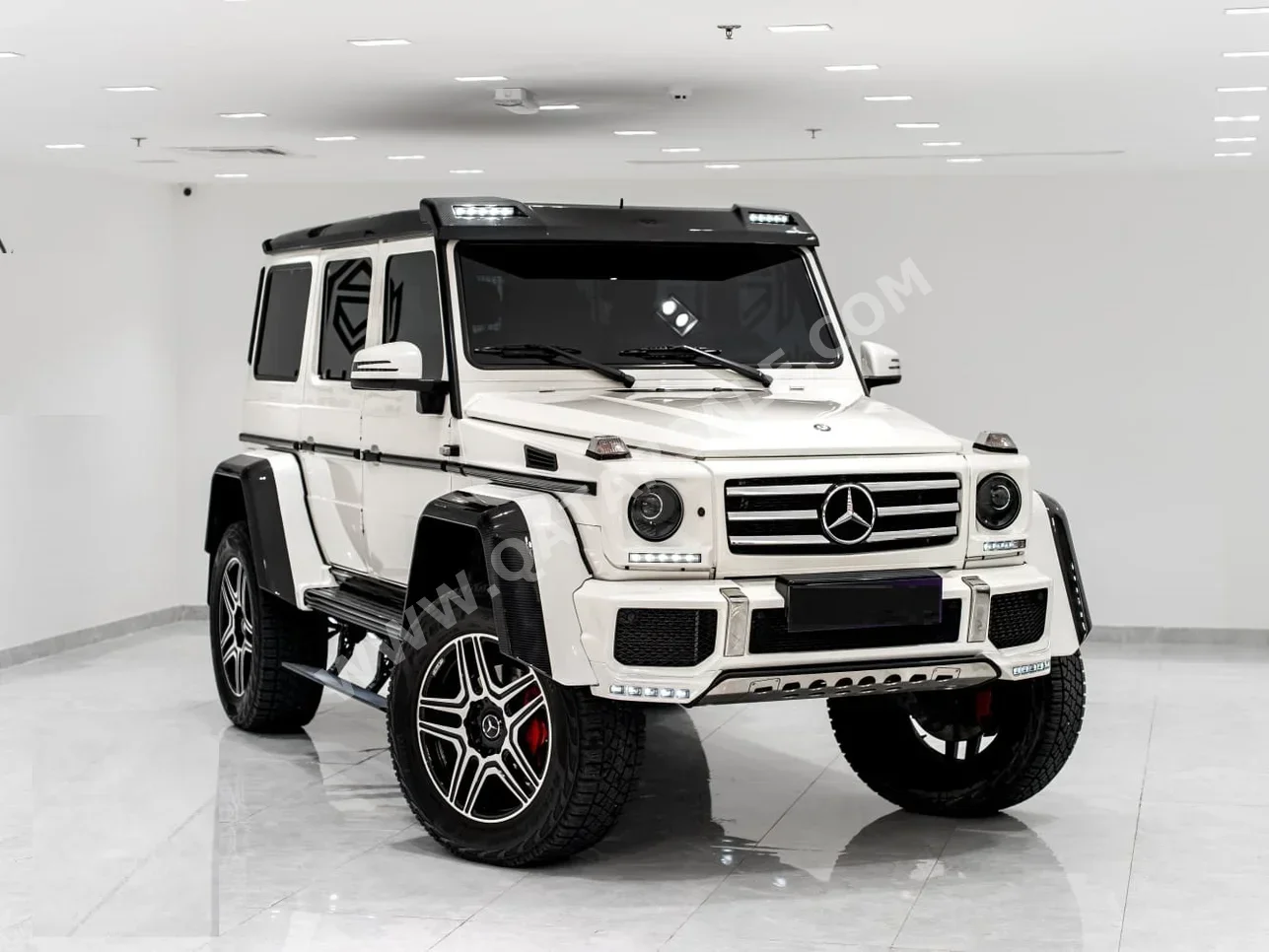 مرسيدس - بنز  جي - كلاس  500 4x4  2017  اوتوماتيك  72,000 كم  8 سلندر  دفع رباعي  اس يو في  أبيض
